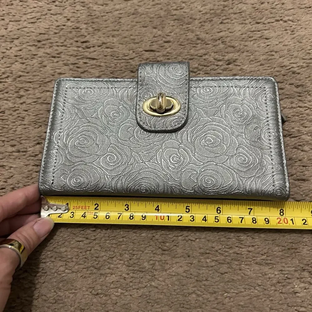 Buxton Rose Embossed Leather Wallet Gray